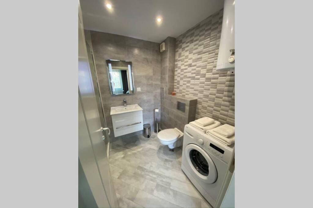 Lux 1Bd/1Ba City Center Apartment ブラゴエヴグラト エクステリア 写真